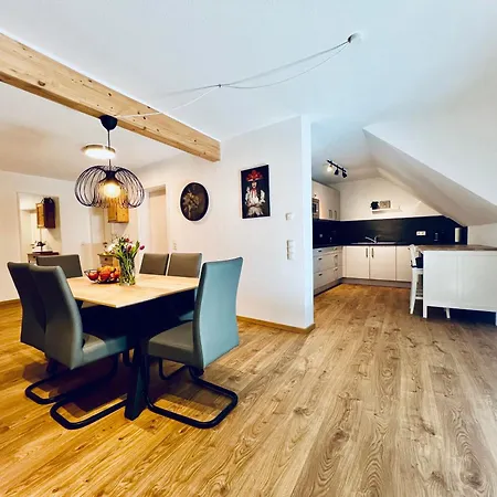 Braviscasa Stadthaus Kaiserstuhl Endingen Apartment *